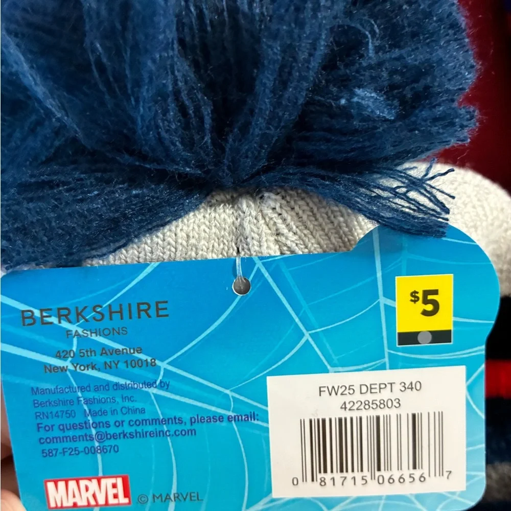 NWT Bundle: Marvel Spider-Man & DC Superman Pom Beanies - 3 Pack - Picture 6 of 7